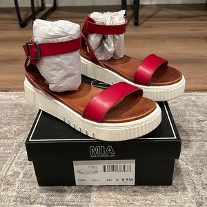 MIA Lunna Platform Ankle Strap Sandal in Red